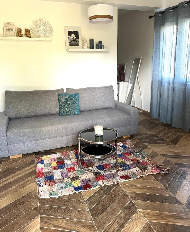 Residence Paolina Калви Екстериор снимка